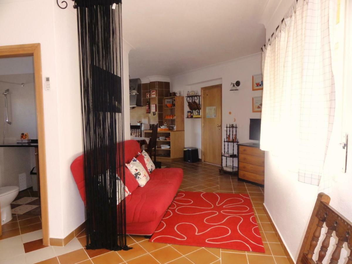 Apartamentos Em Moradia Com Jardim Cascais Ruang foto